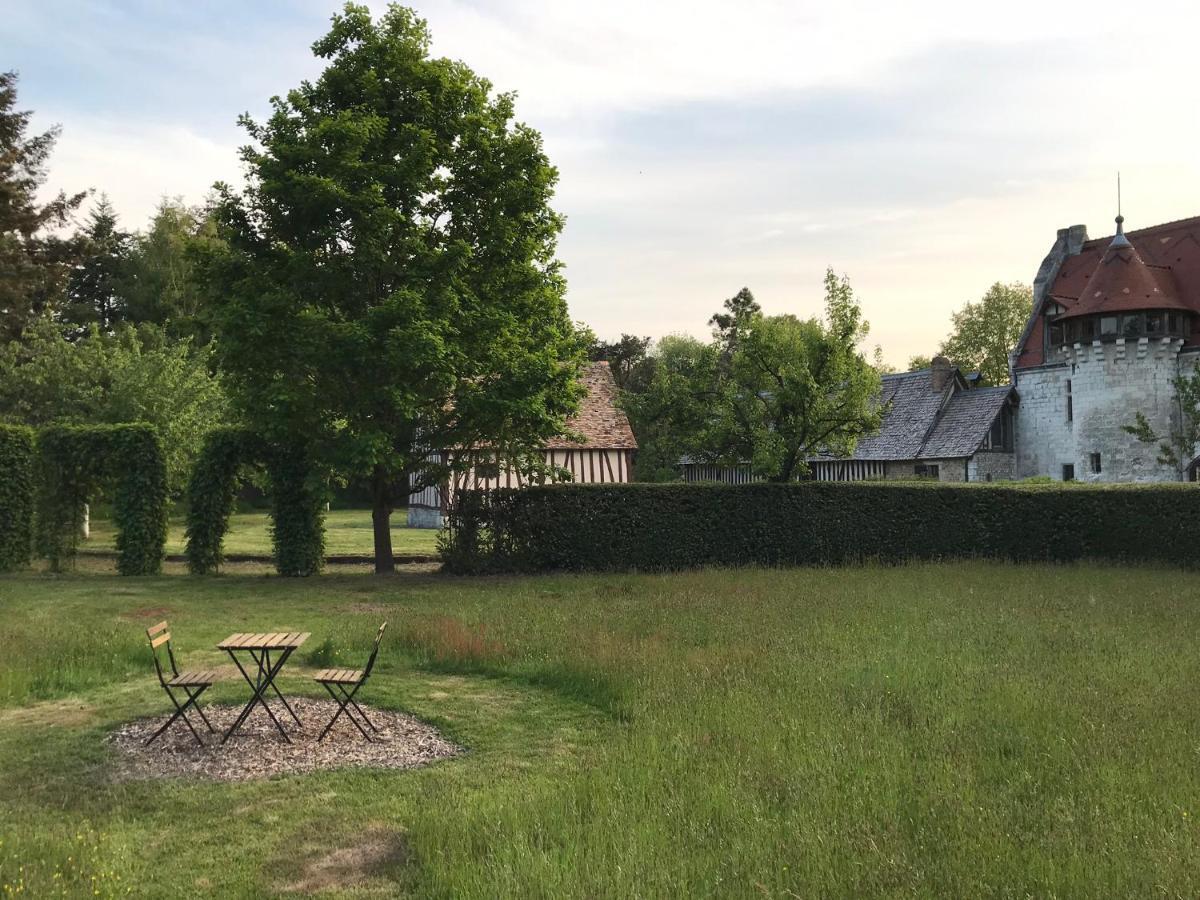 Villa Manoir De L'Aumonerie Saint-Martin-de-Boscherville Exterior foto